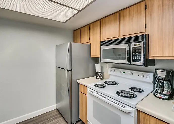 Heated Community Pool-quiet Community-top Flr Unit Apartment Mesa